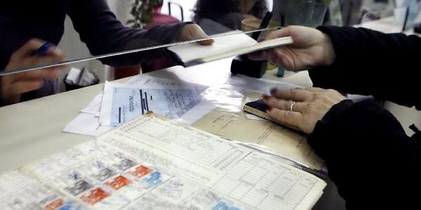 Βρούτσης : Πάνω από 1 εκατ. οι εκκρεμείς συντάξεις [πίνακας]
