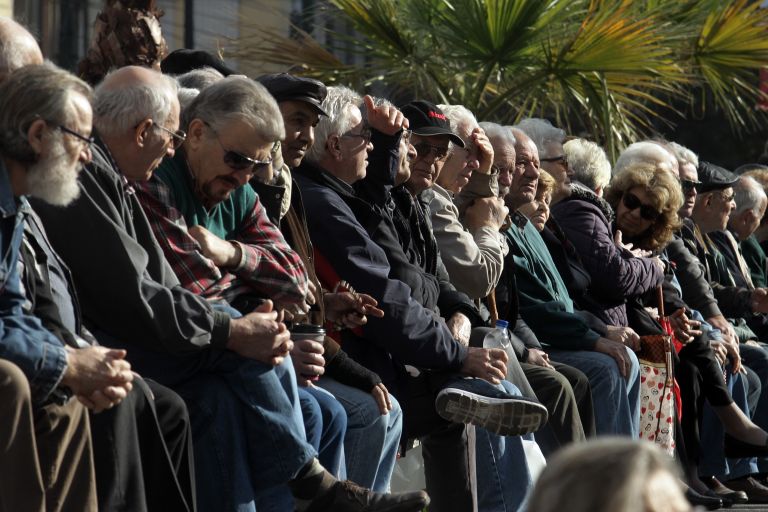 Ερχονται αυξήσεις 52 ευρώ τον μήνα για 465.112 συνταξιούχους
