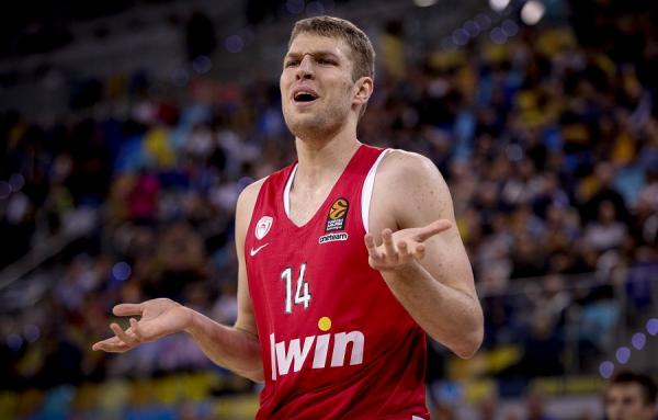 Βεζένκοφ: «Πρέπει να ανακάμψουμε»