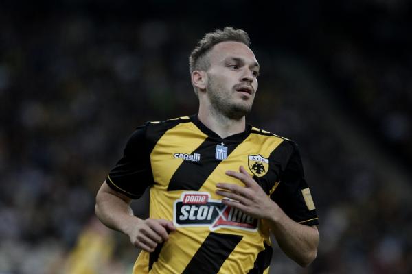 ΑΕΚ : O Μπακάκης στο στόχαστρο της Ραπίντ Βιέννης