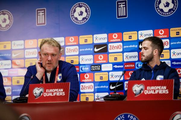 Προσινέτσκι: «Ποιοτική ομάδα η Ελλάδα»