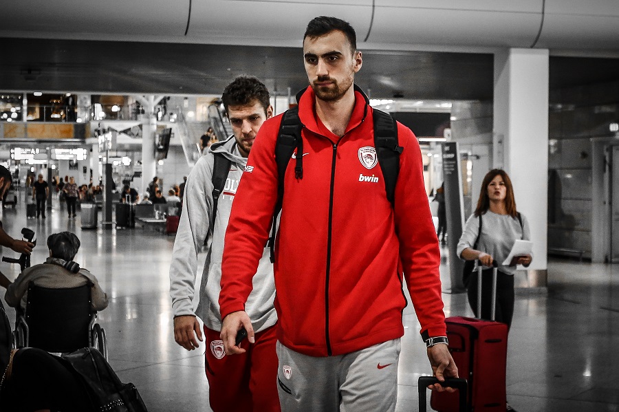 «Κλικ» από την αναχώρηση του Ολυμπιακού