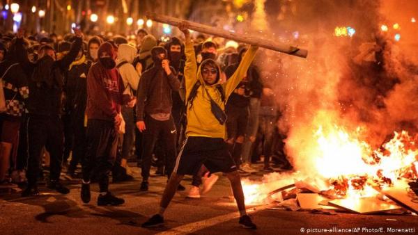 Έκτροπα στις διαδηλώσεις για την απόσχιση της Καταλονίας