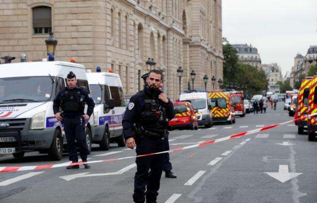Παρίσι : Είχε ασπαστεί το Ισλάμ ο μακελάρης - Το χρονικό της τραγωδίας