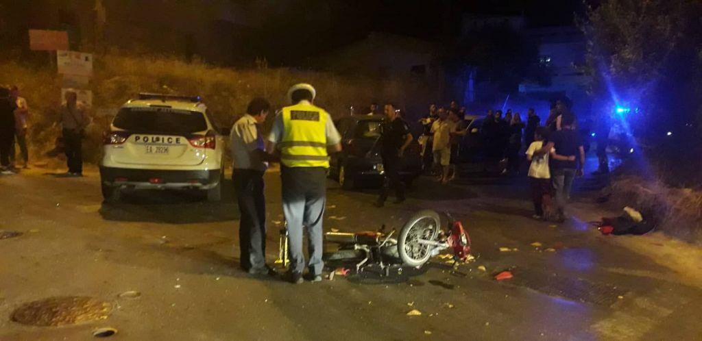 Σοβαρά τραυματισμένος 27χρονος διανομέας σε τροχαίο στις Μεσαμπελιές (φωτο)