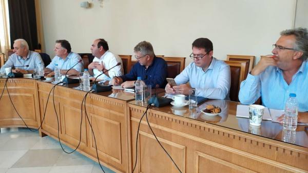 Όχι σε προσφυγικούς καταυλισμούς από την ΠΕΔ Κρήτης