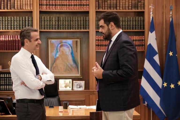 Μητσοτάκης σε νέο πρόεδρο ΟΝΝΕΔ : Μην αφήσετε κανέναν να βάλει φρένο στα όνειρά σας