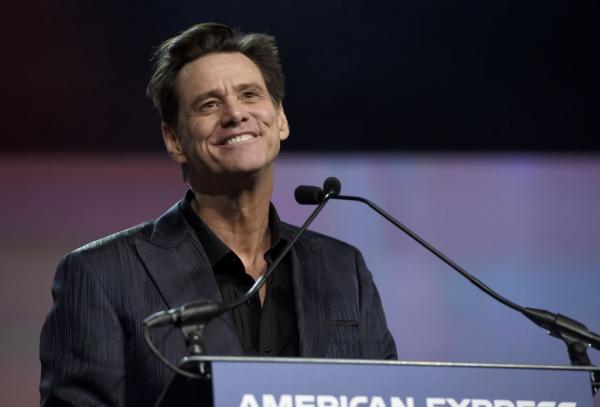 Τζιμ Κάρεϊ : «Αναμνήσεις και Παραπληροφόρηση» η πρώτη νουβέλα