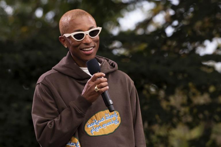 Φάρελ Γουίλιαμς : αποκαλύπτει για ποιο τραγούδι του ντρέπεται