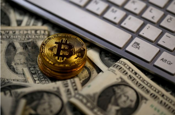 Bitcoin : Φούρνος στη Θεσσαλονίκη δέχεται το κρυπτονόμισμα – Πόσο κάνει μια τυρόπιτα
