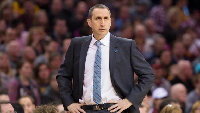 Οι μνηστήρες της Πηνελόπης του Πειραιά…