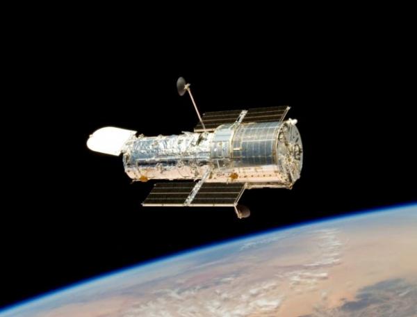 Hubble : Εντόπισε τον πρώτο επιβεβαιωμένο διαστρικό κομήτη