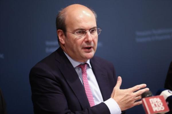 Χατζηδάκης για ΔΕΗ : Ο άμεσος κίνδυνος κατάρρευσης αποφεύχθηκε