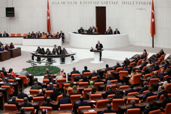 Τουρκία : Το κοινοβούλιο καταδίκασε την αναγνώριση της γενοκτονίας των Αρμενίων από τις ΗΠΑ