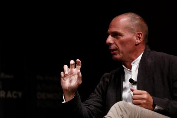 Βαρουφάκης : Με δραχμή θα ήμασταν πολύ καλύτερα