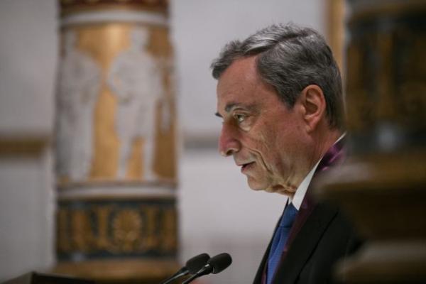 Μάριο Ντράγκι από την Ακαδημία Αθηνών : Να διδαχθούν οι πολιτικοί από τα μαθήματα του παρελθόντος