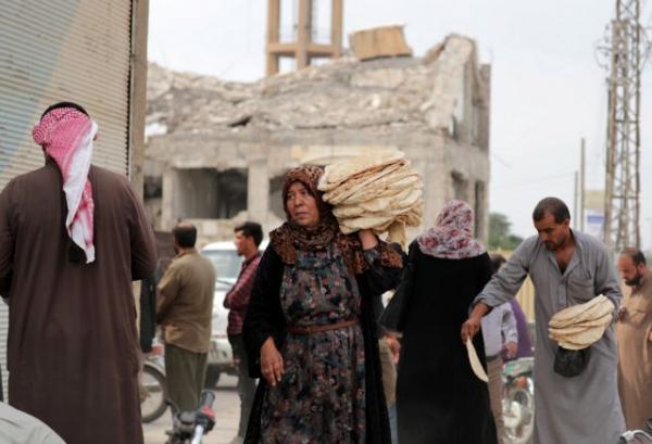 Συριακό Παρατηρητήριο : 300.000 εκτοπισμένοι από την τουρκική εισβολή