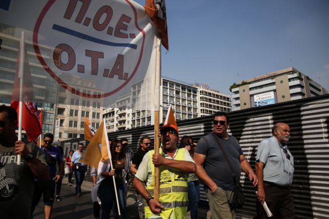 ΠΟΕ-ΟΤΑ: Μηχανοκίνητη πορεία στο κέντρο της Αθήνας