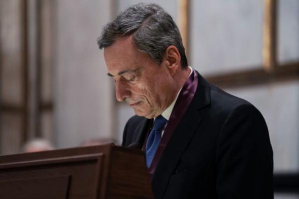 Ερευνα της ΕΚΤ : Πώς αξιολογεί το προσωπικό τη θητεία Ντράγκι