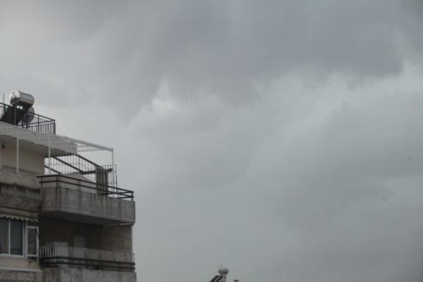 Καιρός : Πτώση θερμοκρασίας και βροχές από την Τετάρτη