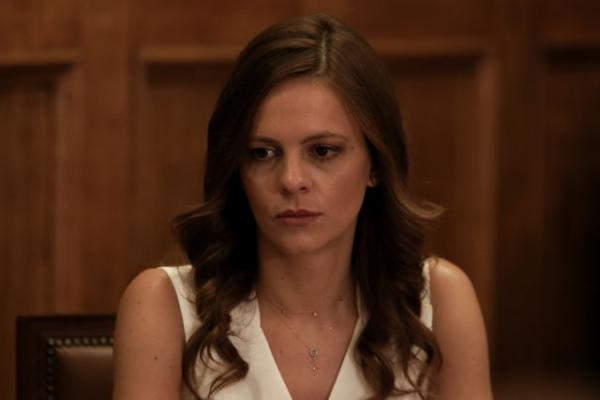 Αχτσιόγλου: Οι μνημονιακές παραισθήσεις του υπουργείου Εργασίας