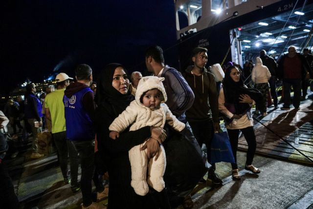 Σάμος : Σε δομές στην ενδοχώρα μεταφέρονται 700 αιτούντες άσυλο