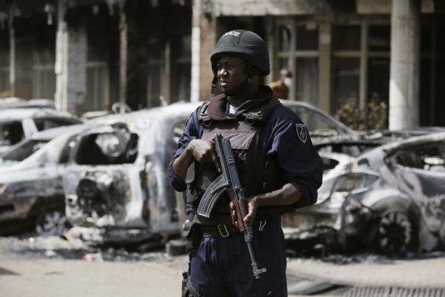Αιματηρή επίθεση σε τζαμί στην Μπουρκίνα Φάσο – Πάνω από 16 οι νεκροί