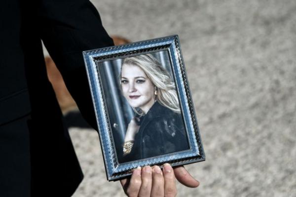 Το τελευταίο αντίο στη σχεδιάστρια μόδας Σοφία Κοκοσαλάκη