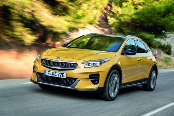 To ΚΙΑ XCeed στην Ελλάδα από 20.590 ευρώ