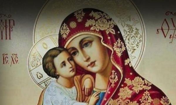 Απίστευτο θαύμα : Εικόνα της Παναγίας δάκρυσε το Παρίσι