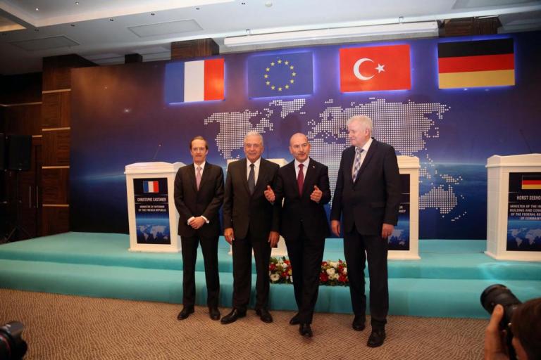 Κομισιόν : Σημαντικός εταίρος η Τουρκία για το προσφυγικό