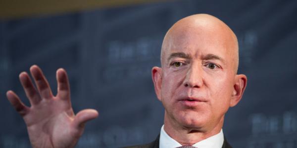 Ο Τζεφ Μπέζος σε νέα μονοπάτια : Η dream team του θα κατασκευάσει νέα σεληνάκατο