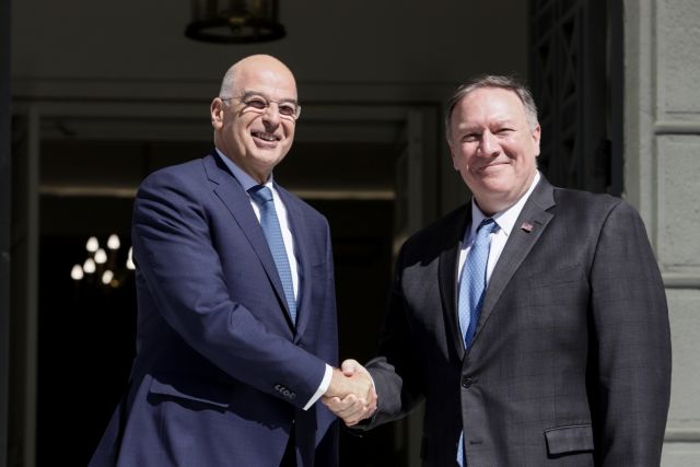 Μάικ Πομπέο : Σε θερμό κλίμα η συνάντηση με τον Νίκο Δένδια