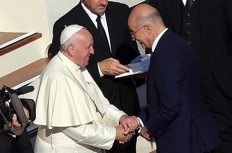 Συνάντηση Δένδια με Πάπα Φραγκίσκο