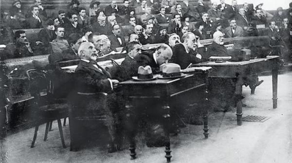 Η Δίκη των Έξι