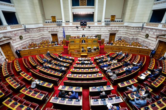 Ψήφος αποδήμων : Διακομματική επιτροπή δρομολογεί ο υπ. Εσωτερικών