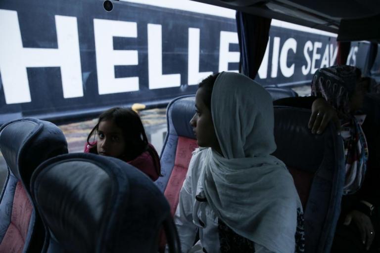 ΔΟΜ : 3.887 πρόσφυγες από τα νησιά στην ενδοχώρα τους τελευταίους δύο μήνες