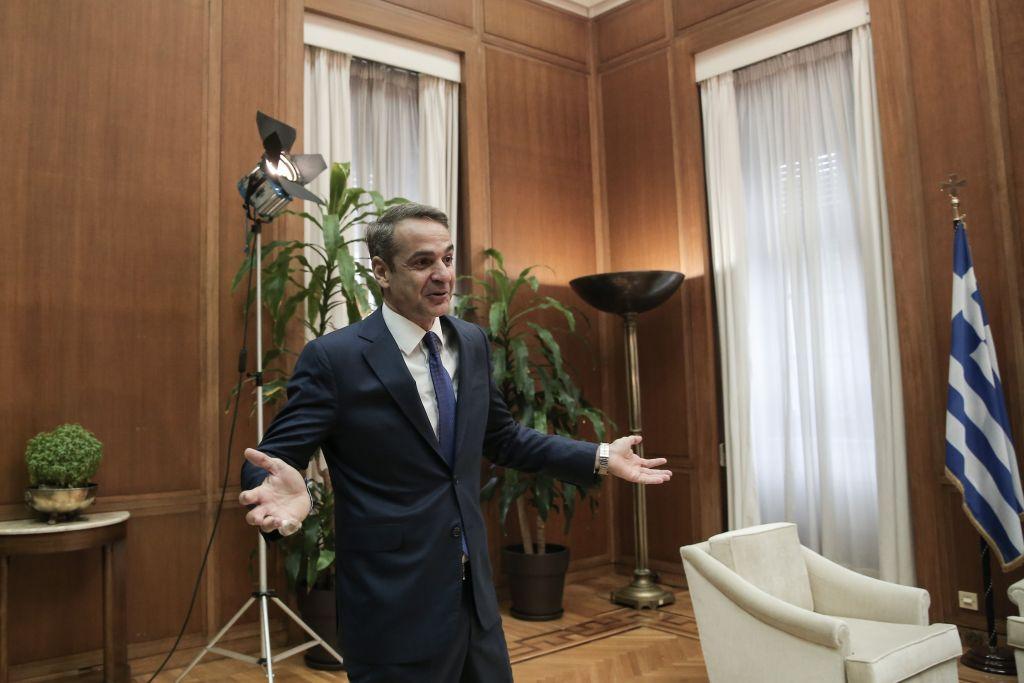 Ψήφος αποδήμων: «Ναι» από Γεννηματά, «όχι» από Τσίπρα – Συνεχίζονται οι επαφές Μητσοτάκη