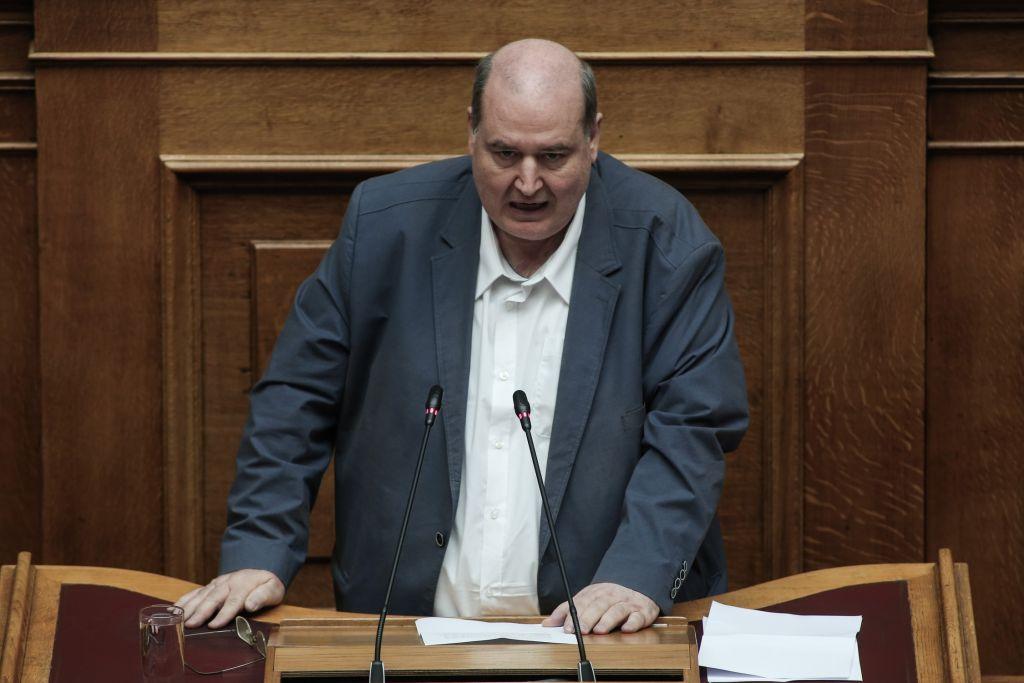 Φίλης για Κεραμέως : Νέα ήθη στην πολιτική