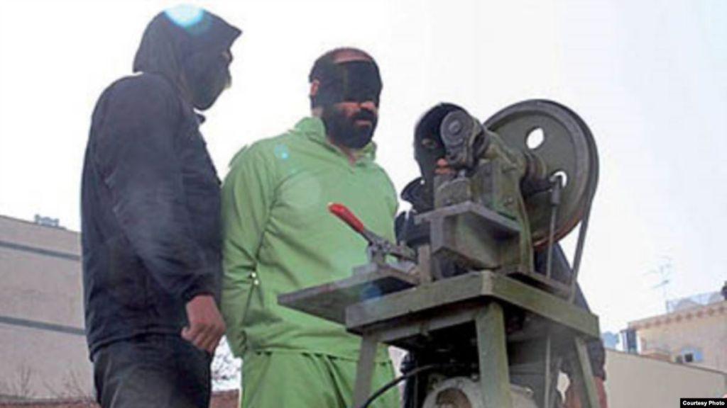 Ιράν : Του έκοψαν τα χέρια επειδή έκλεβε