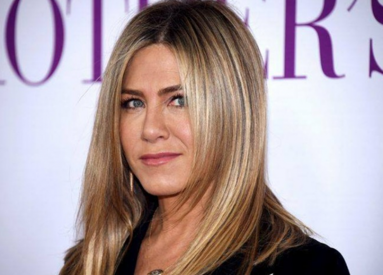 Τζένιφερ Άνιστον : Μετά το Instagram «σπάει» ρεκόρ Γκίνες