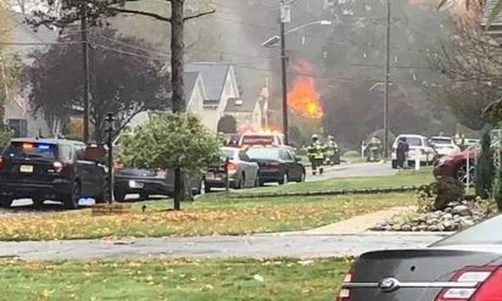 ΗΠΑ : Μικρό αεροσκάφος συνετρίβη σε σπίτια στο Νιού Τζέρσεϊ