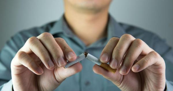 Νέα έρευνα : Μειοψηφία οι καπνιστές – Θυμώνουν 7 στους 10 για την μη εφαρμογή του νόμου
