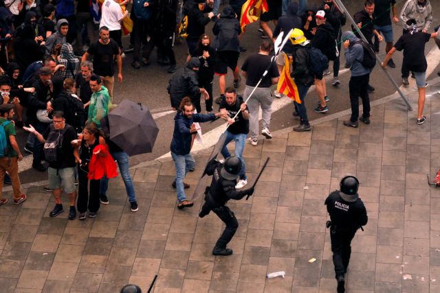 Επεισόδια στη Βαρκελώνη : 78 τραυματίες μετά την καταδίκη 12 αυτονομιστών πολιτικών