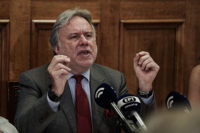 Κατρούγκαλος : Υπαναχώρηση της κυβέρνησης για την ψήφο των αποδήμων