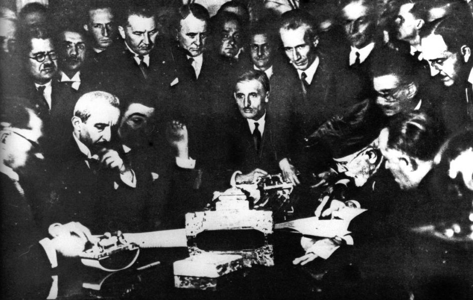 30/10/1930 : Η προσέγγιση Βενιζέλου - Κεμάλ επιστεγάζεται με το Σύμφωνο  Φιλίας | in.gr