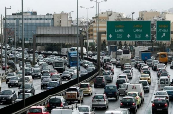 Τροχαίο στην Αθηνών – Λαμίας με έναν τραυματία