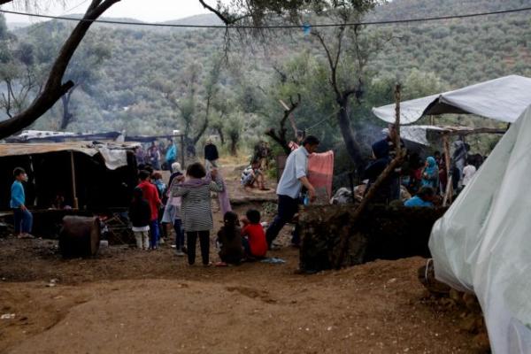 «Βουλιάζουν» Λέσβος και Σάμος – Φόβοι για νέες ταραχές στις Δομές προσφύγων