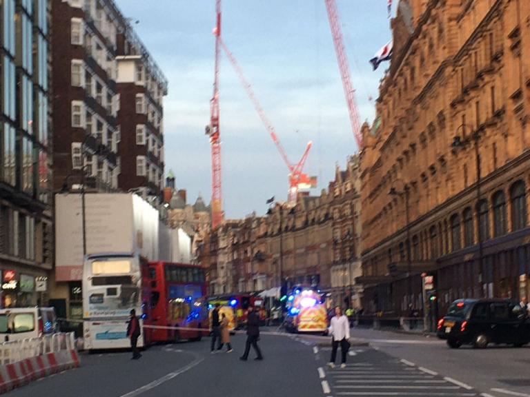 Λονδίνο : Διαρροή ύποπτης χημικής ουσίας σε κεντρικό δρόμο
