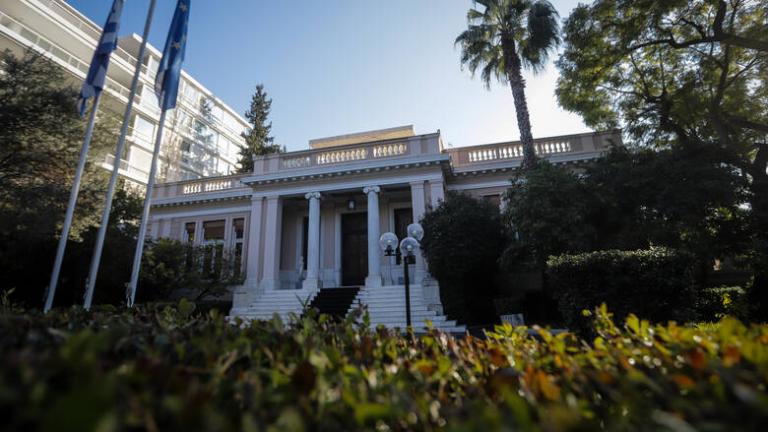 Στήριξη δήμων και περιφερειών για πρόσφυγες και μετανάστες